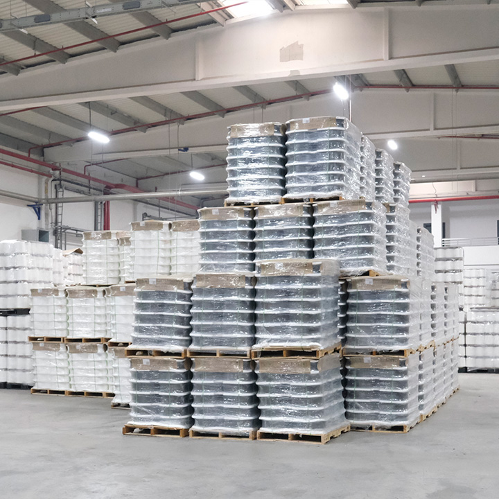 Comfyarn, ipliğin yalnızca bir hammadde olmadığını bilen bir ekibin ortak emeğidir.